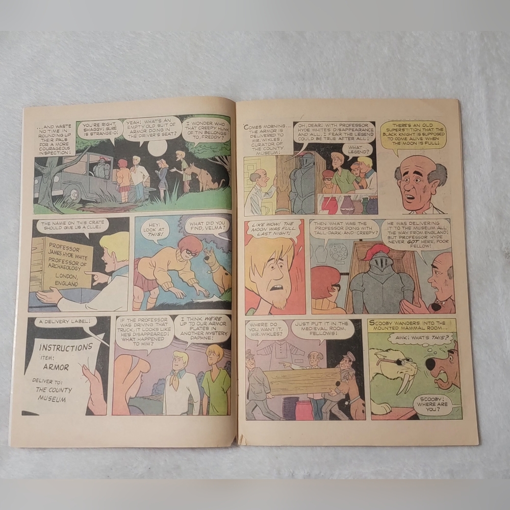 Scooby Doo #1 What A Night For A Knight Comic Book 1970 - Picture 4 of 16